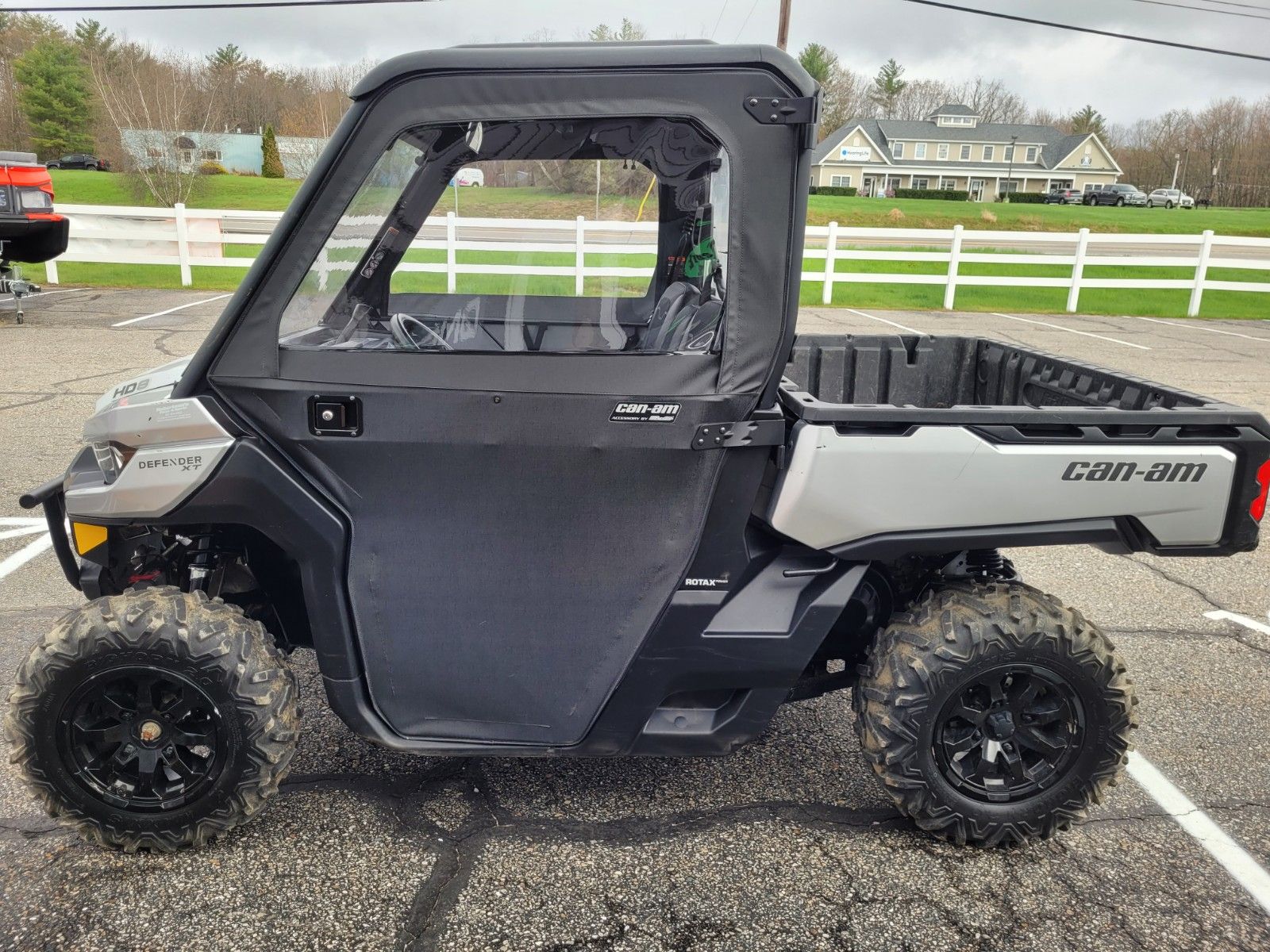 2019 Can-Am Defender XT HD8 in Barrington, New Hampshire - Photo 3