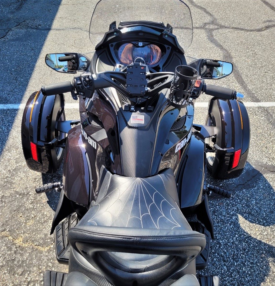 2013 Can-Am Spyder® ST Limited in Barrington, New Hampshire - Photo 5