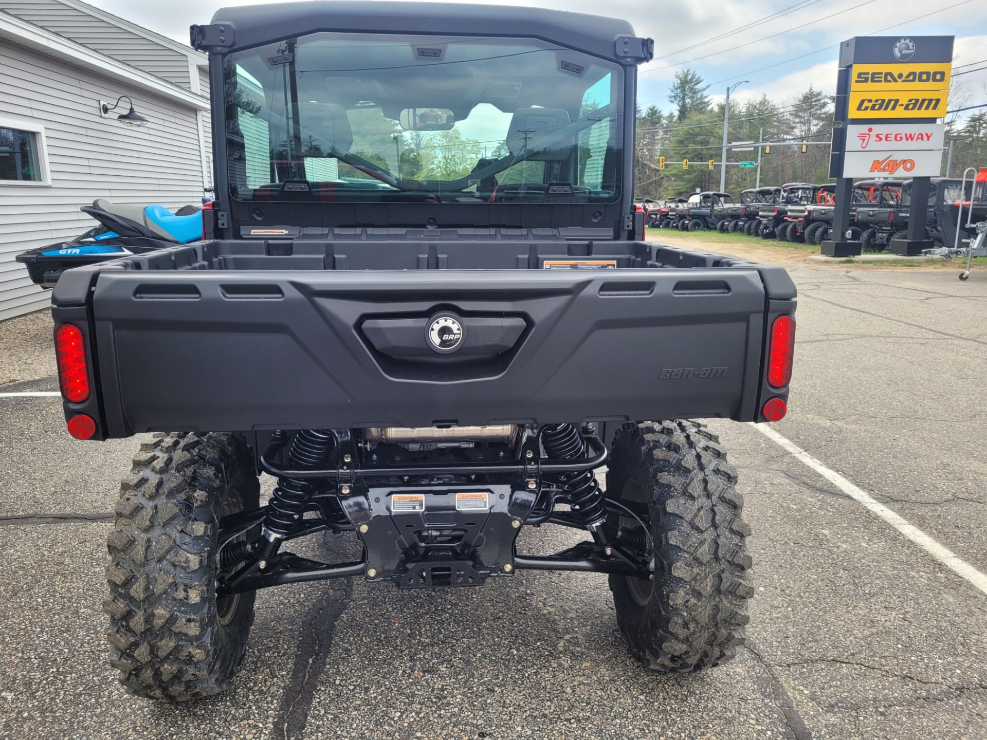 2024 Can-Am Defender Limited in Barrington, New Hampshire - Photo 4
