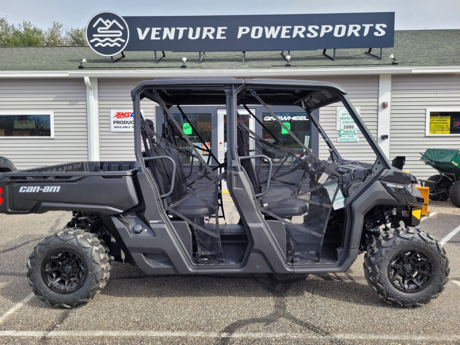 2023 Can-Am Defender MAX DPS HD9 in Barrington, New Hampshire - Photo 1
