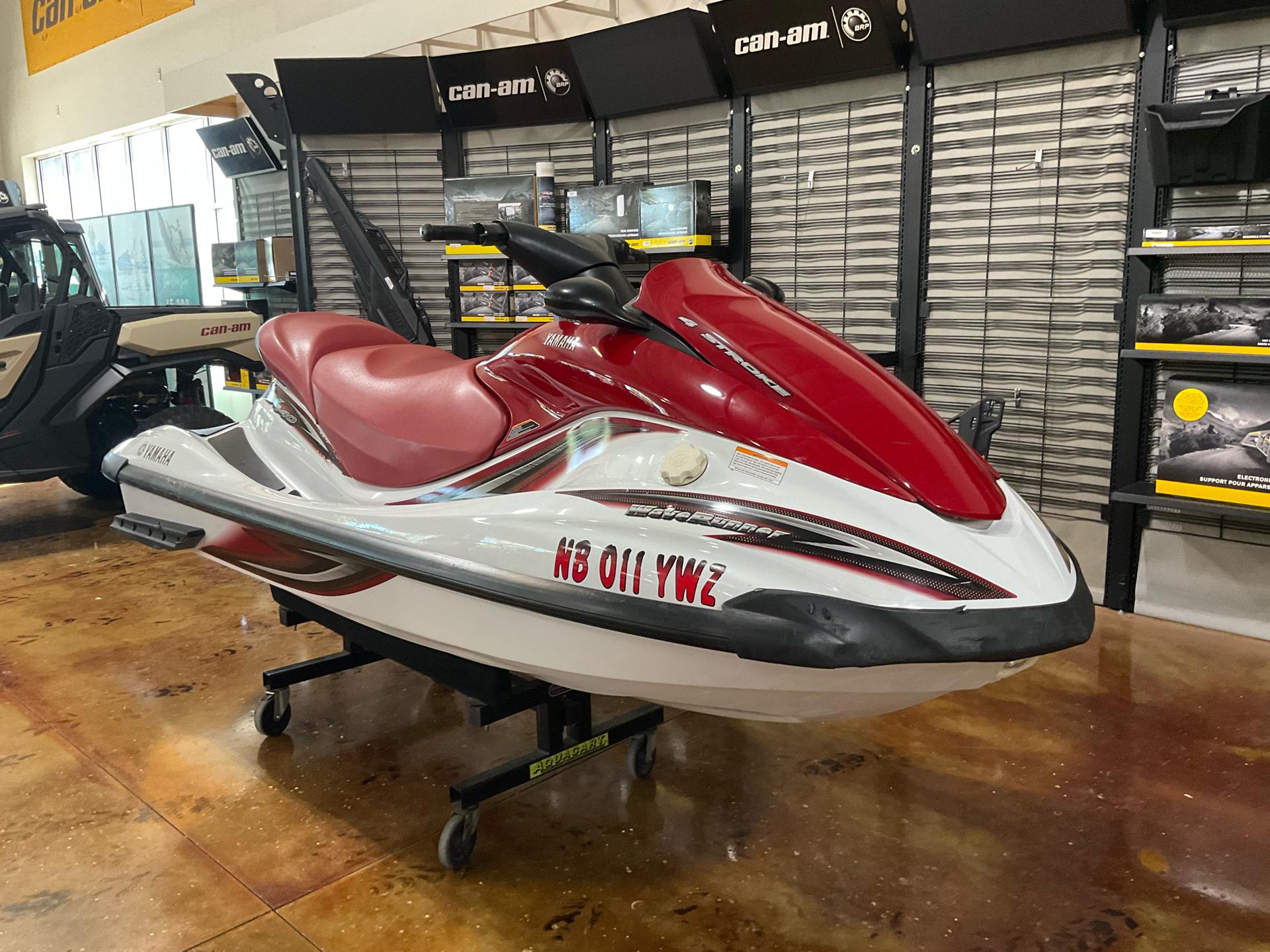 2004 Yamaha WaveRunner® FX140 in Omaha, Nebraska - Photo 2