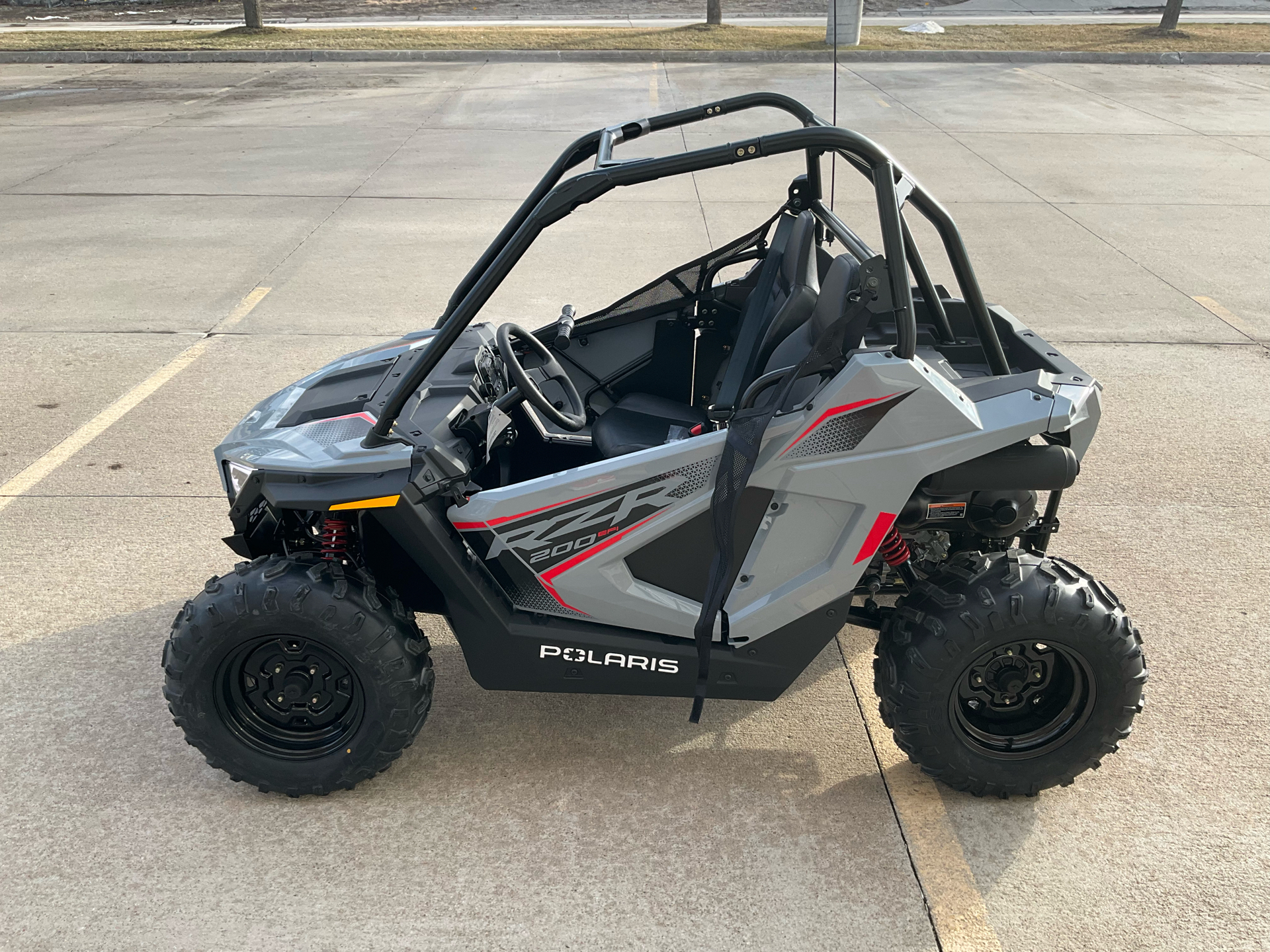 2024 Polaris RZR 200 EFI in Omaha, Nebraska - Photo 3