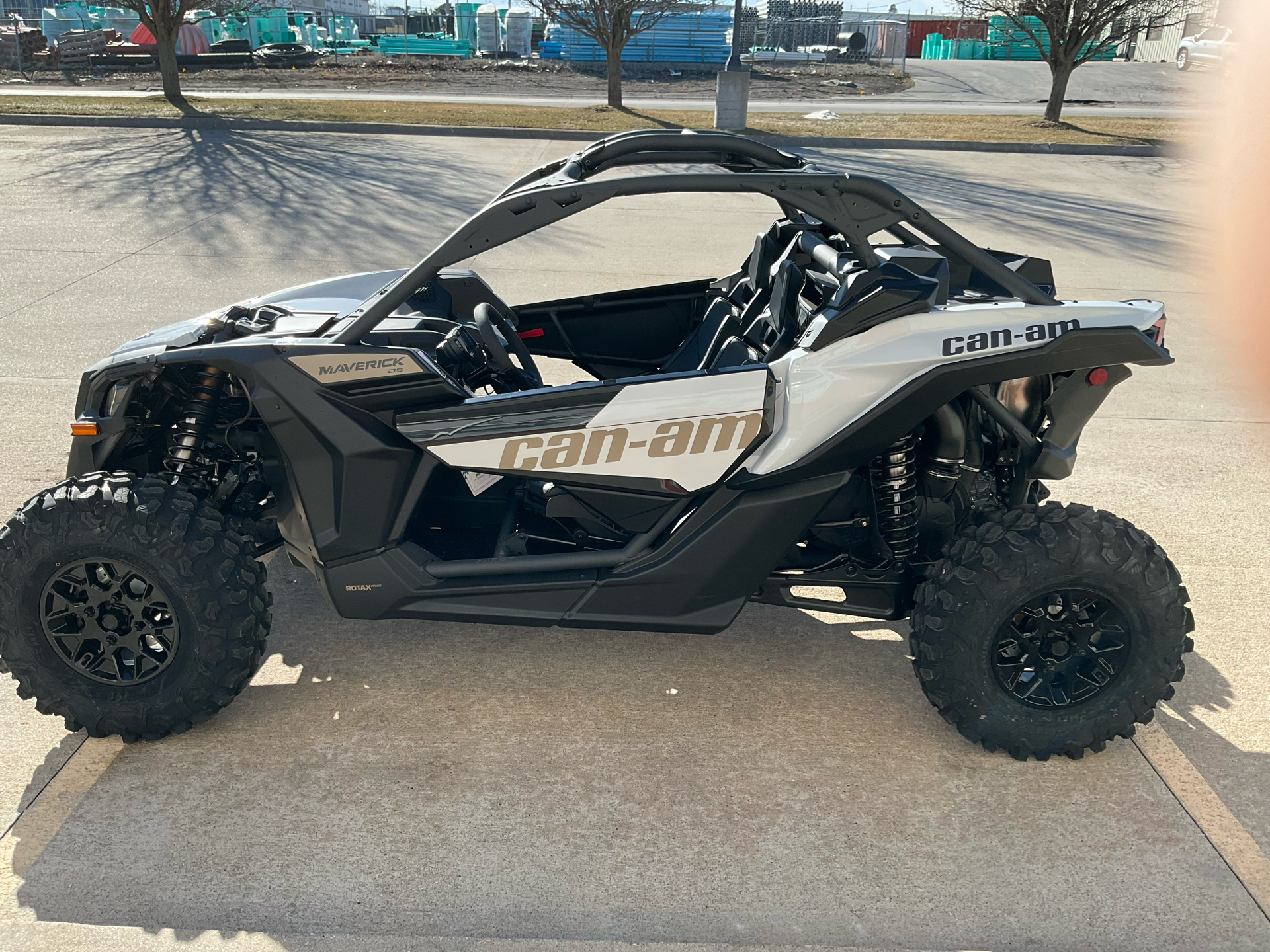 2024 Can-Am Maverick X3 DS Turbo RR in Omaha, Nebraska - Photo 2