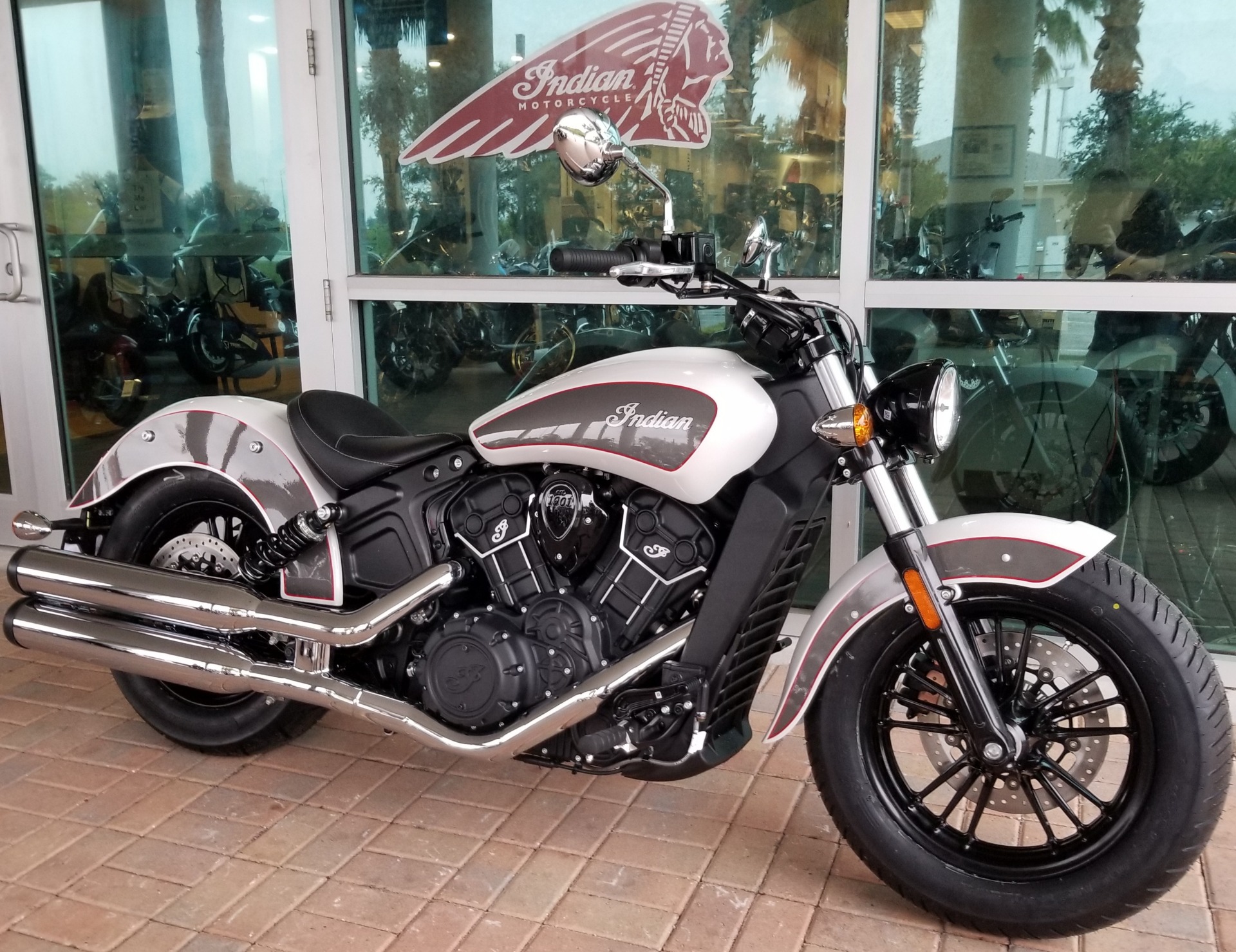 new-2020-indian-scout-sixty-abs-pearl-white-titanium-metallic