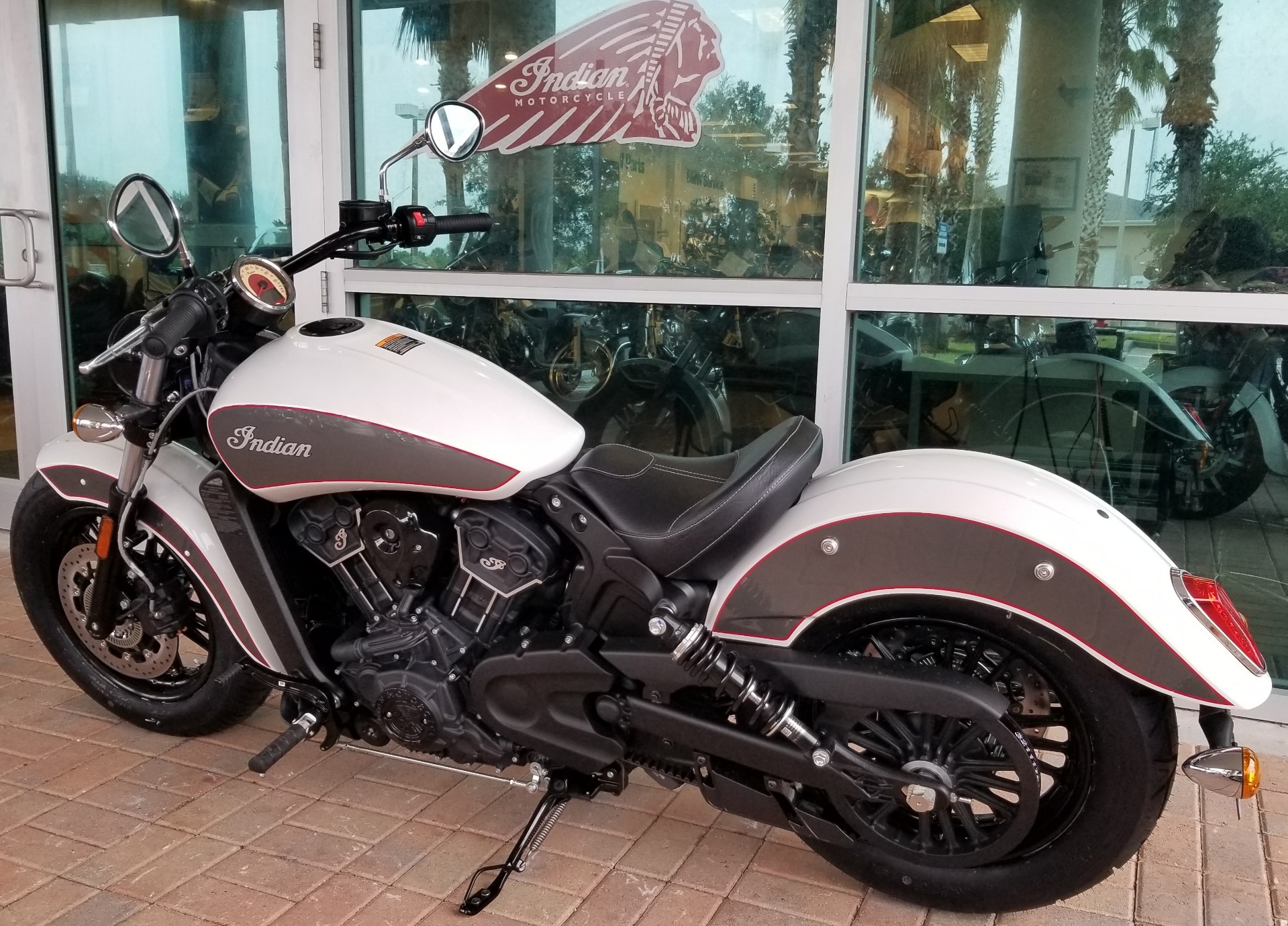 new-2020-indian-scout-sixty-abs-pearl-white-titanium-metallic