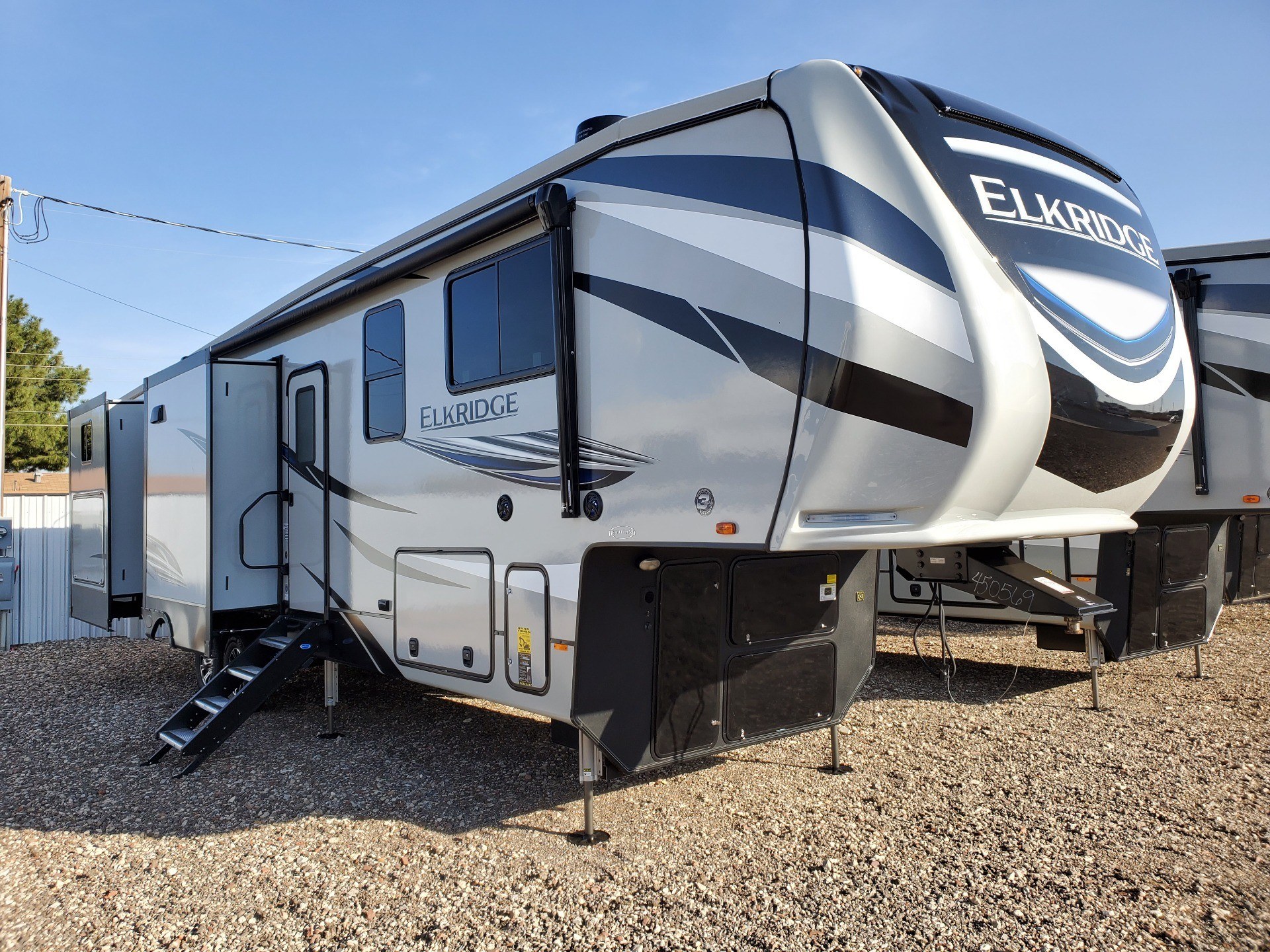 New 2021 Heartland Elkridge 38RSRT | Fifth Wheels in Wolfforth TX ...