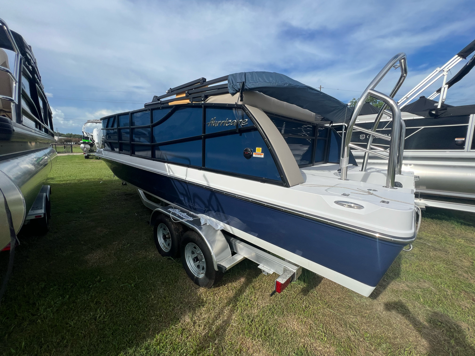 2023 Hurricane FunDeck 2260 RE OB in Lafayette, Louisiana - Photo 15