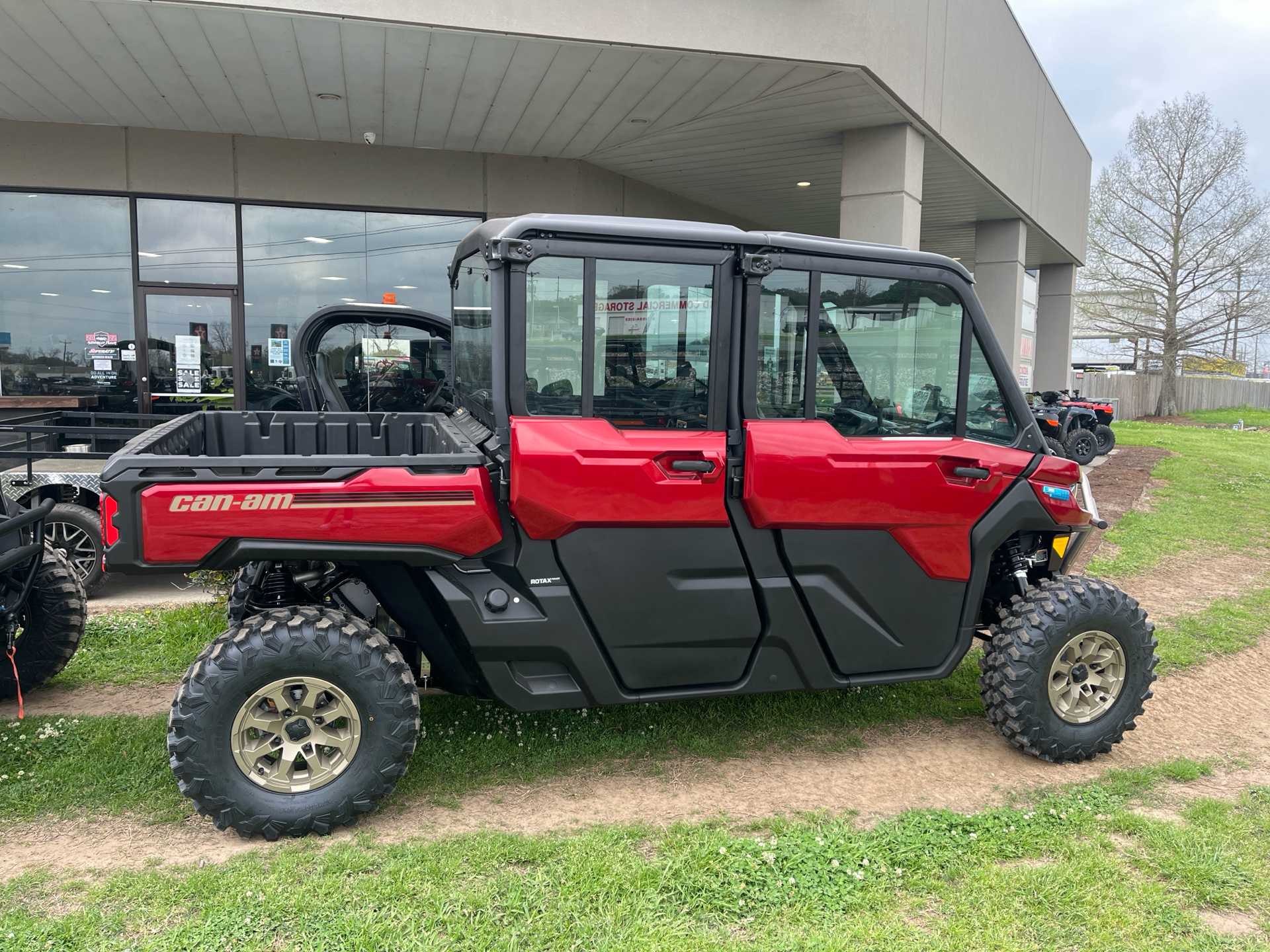 2024 Can-Am Defender MAX Limited HD10 in Lafayette, Louisiana - Photo 1