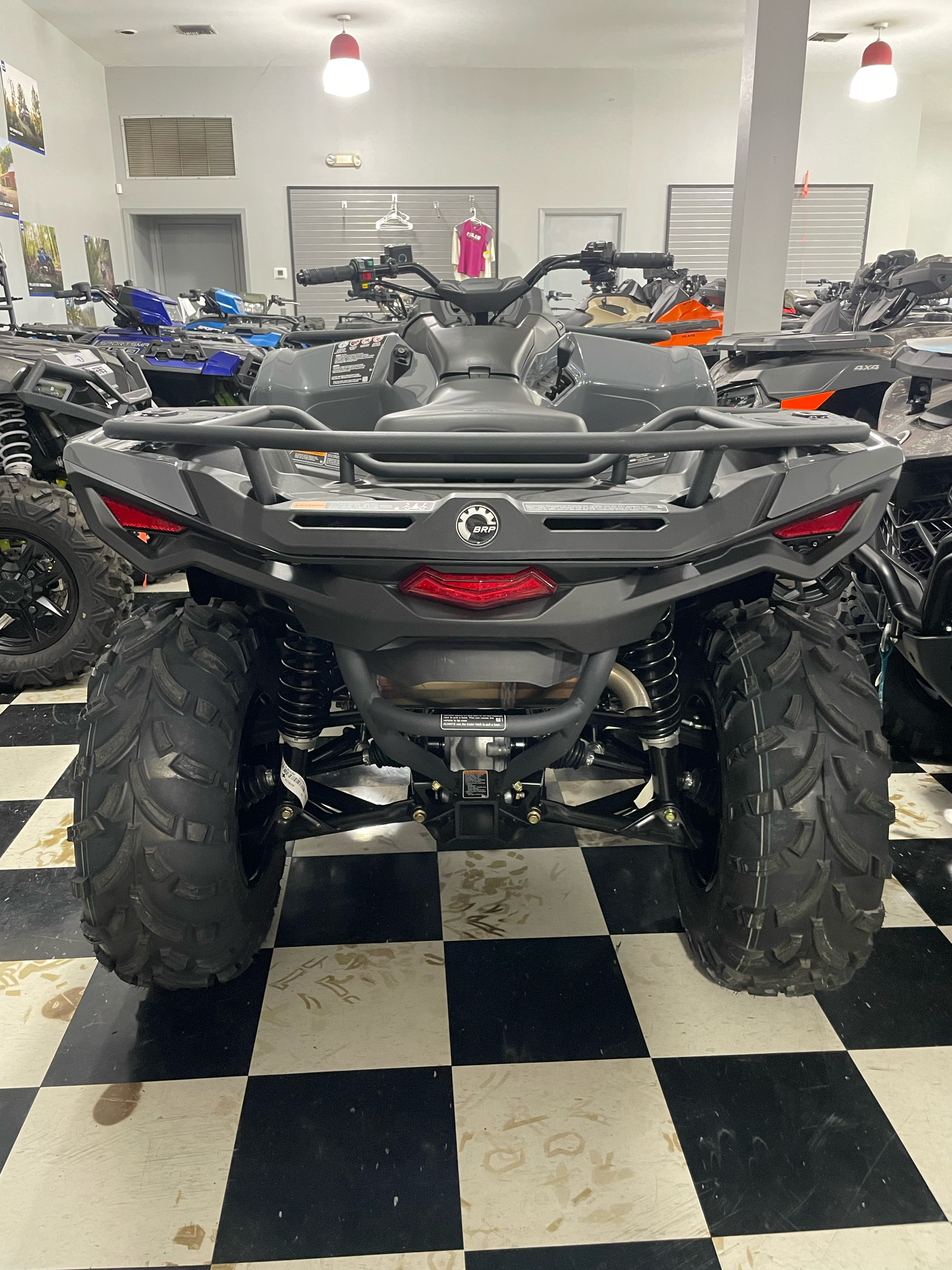 2024 Can-Am Outlander DPS 700 in Lafayette, Louisiana - Photo 4