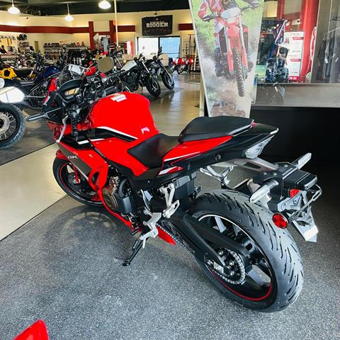 2023 Honda CBR500R ABS in Lafayette, Louisiana - Photo 4