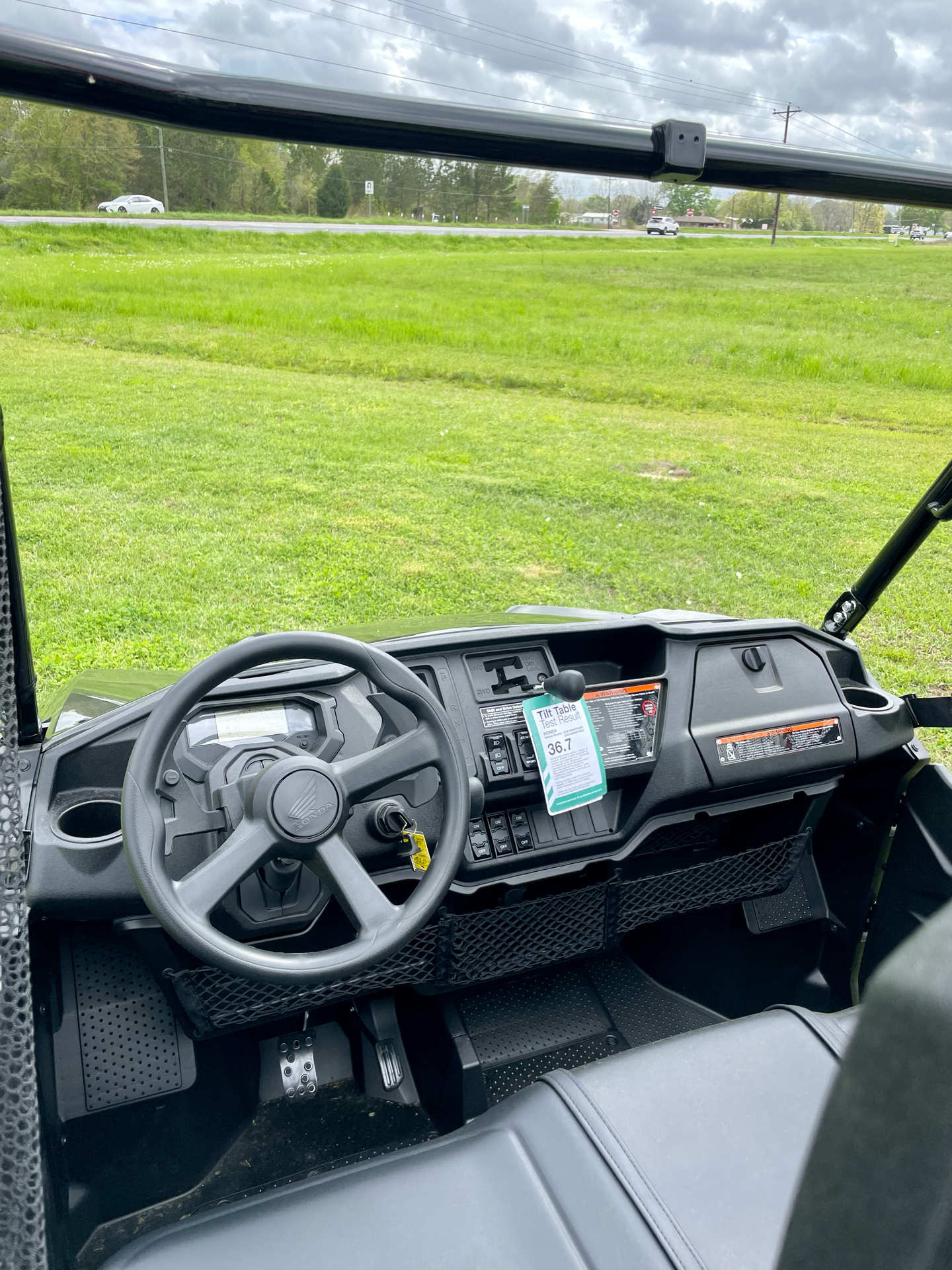 2024 Honda Pioneer 1000-5 Deluxe in Lafayette, Louisiana - Photo 4