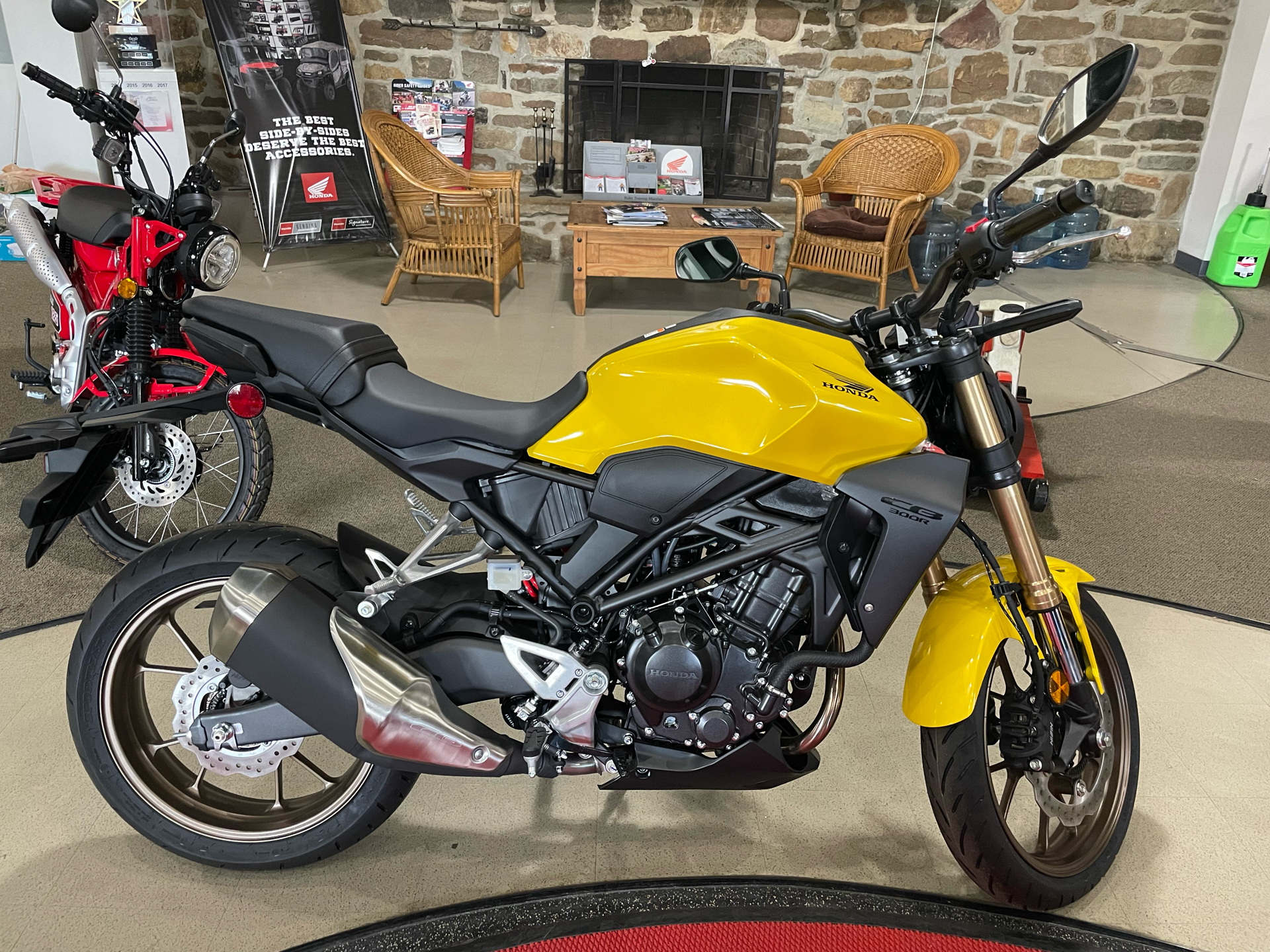 2024 Honda CB300R ABS in Lafayette, Louisiana - Photo 1