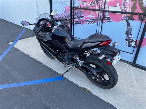 2014 Kawasaki Ninja® 300 in Orange, California - Photo 4
