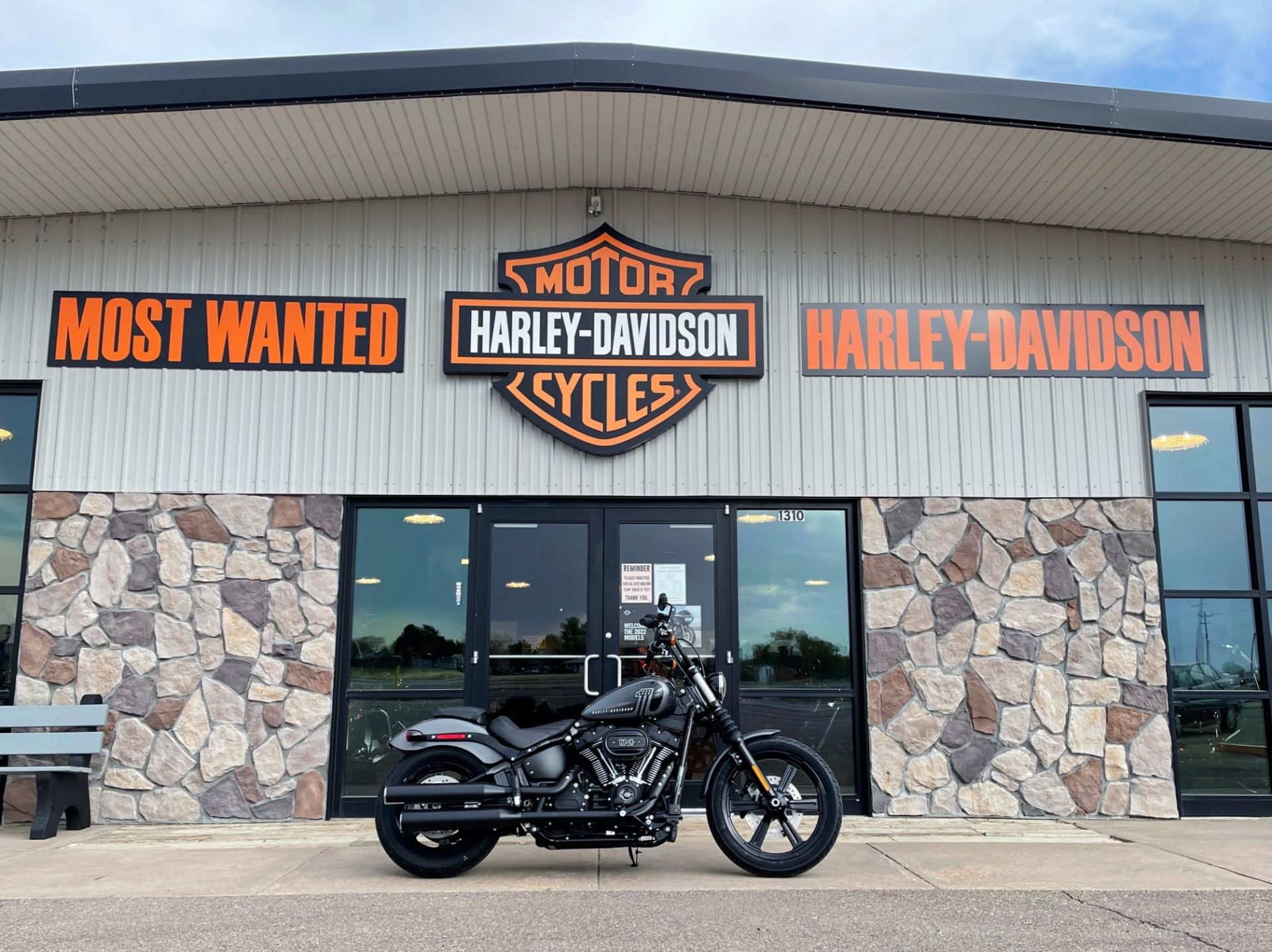2022 Harley-Davidson Street Bob® 114 in Dodge City, Kansas - Photo 10