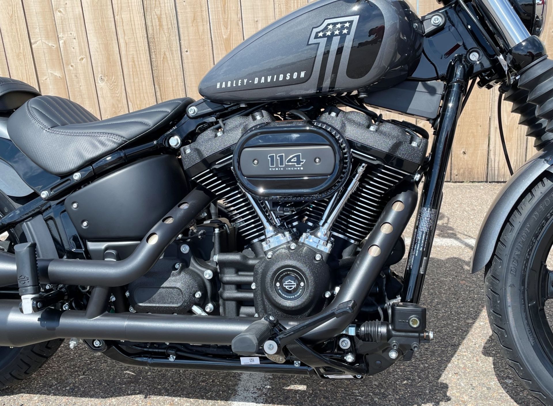 2022 Harley-Davidson Street Bob® 114 in Dodge City, Kansas - Photo 4
