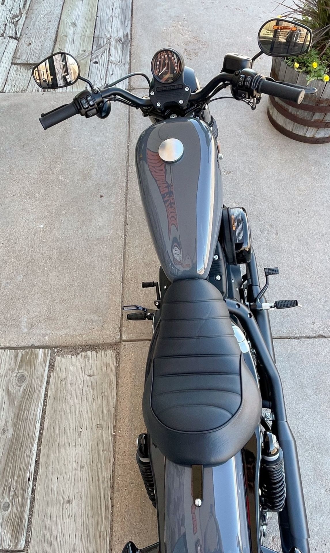 2022 Harley-Davidson Iron 883™ in Dodge City, Kansas - Photo 8
