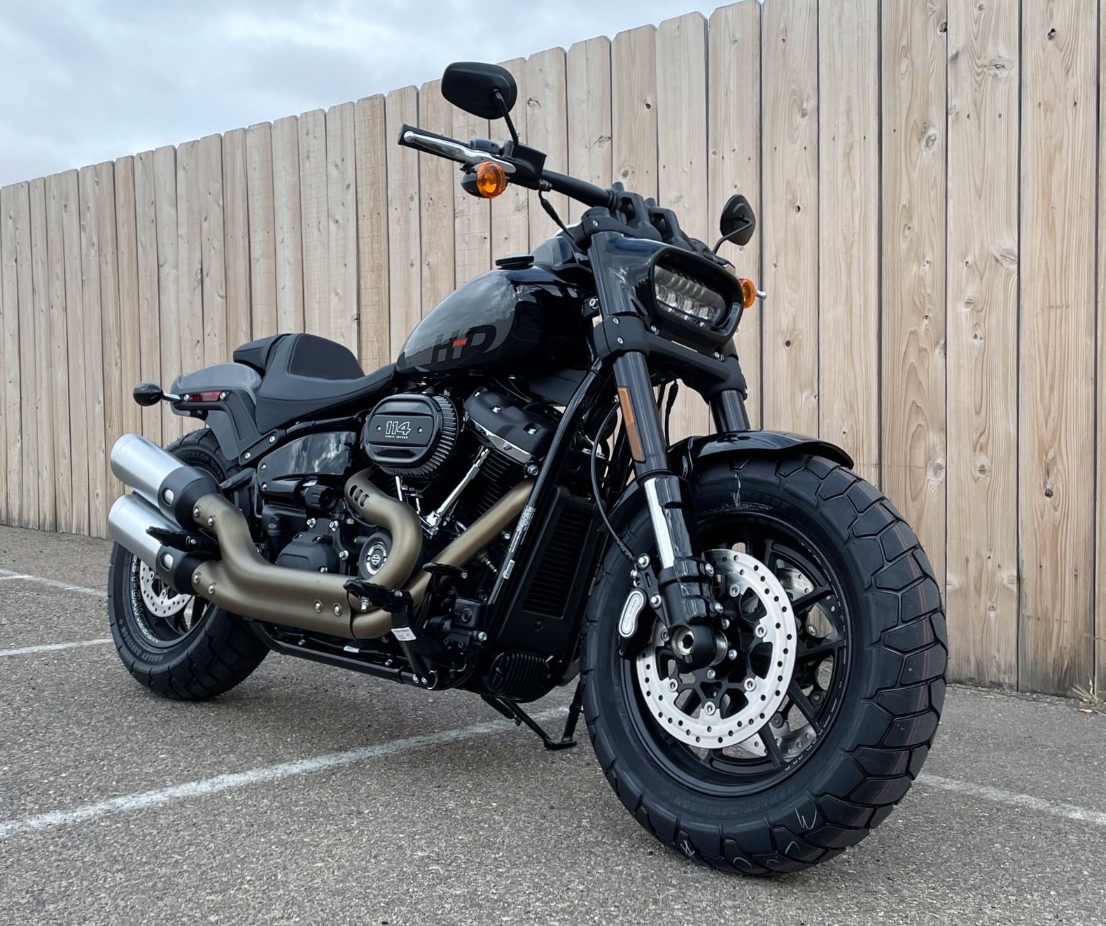 2022 Harley-Davidson Fat Bob® 114 in Dodge City, Kansas - Photo 2