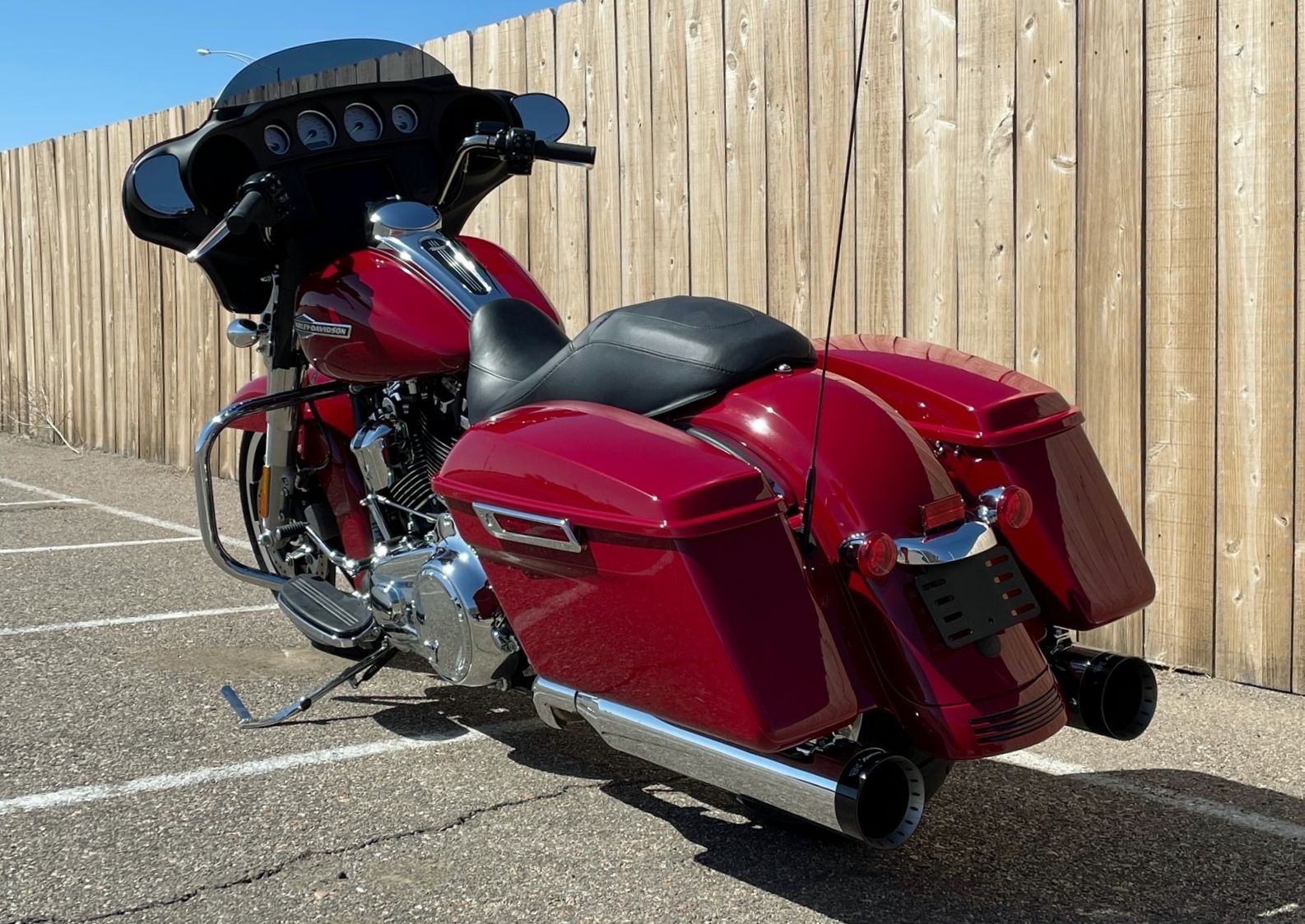 2021 Harley-Davidson Street Glide® in Dodge City, Kansas - Photo 6