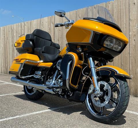 2022 Harley-Davidson CVO™ Road Glide® Limited in Dodge City, Kansas - Photo 3