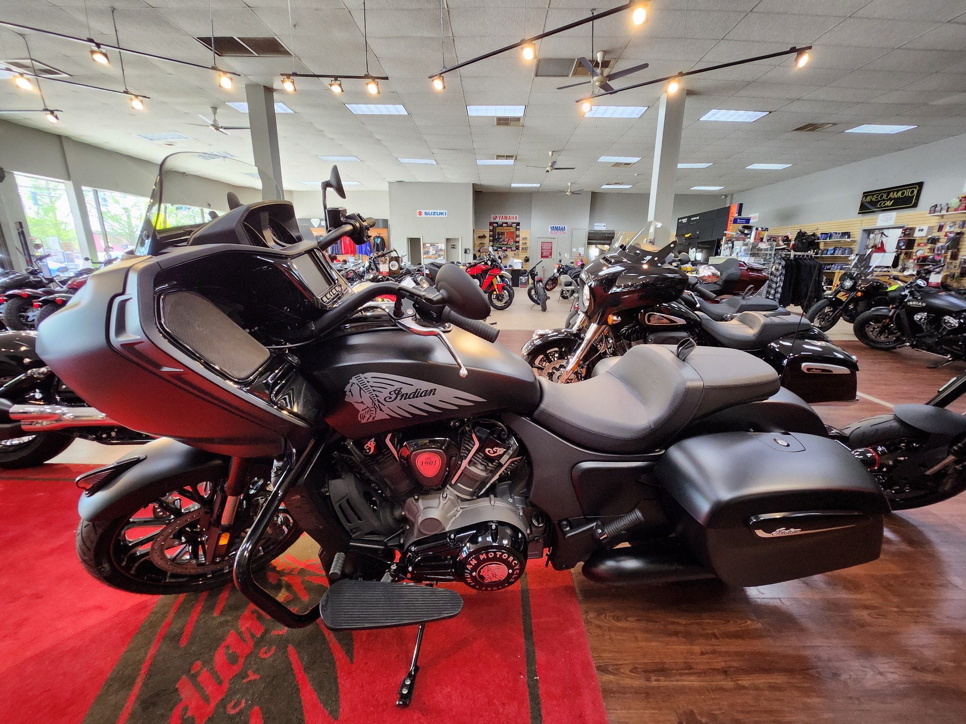 2023 Indian Motorcycle Challenger® Dark Horse® in Mineola, New York - Photo 2