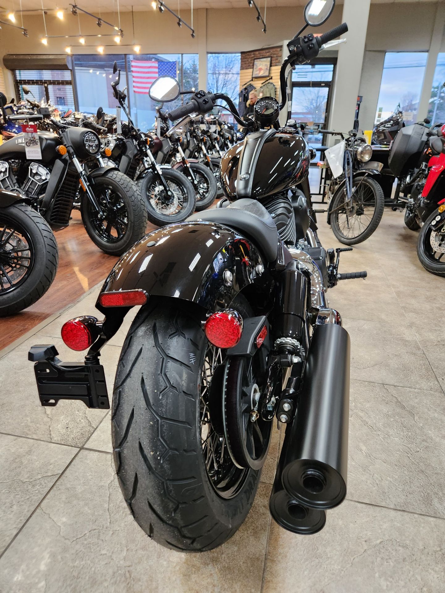 2023 Indian Motorcycle Chief Bobber ABS in Mineola, New York - Photo 4