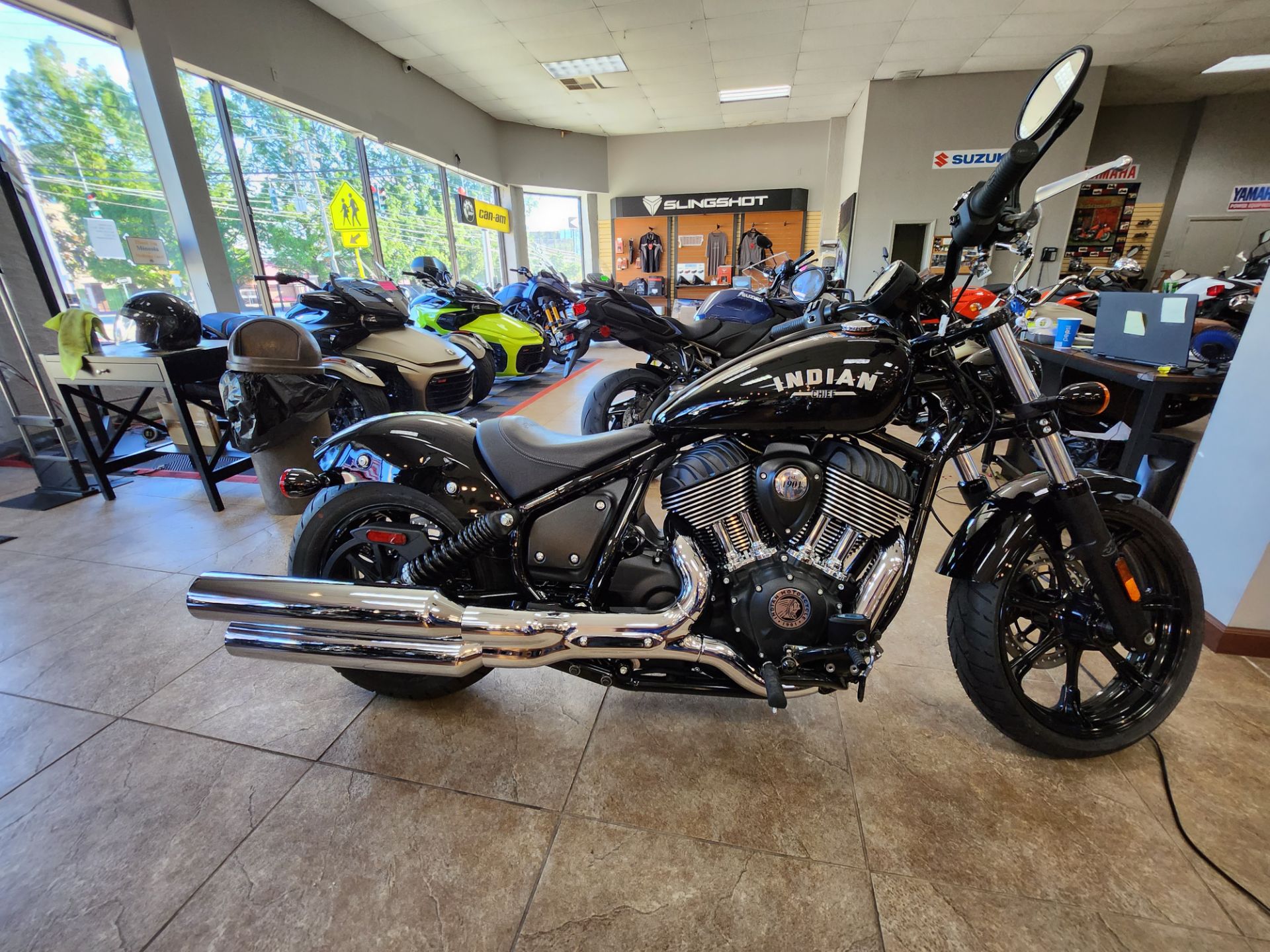 2022 Indian Chief in Mineola, New York - Photo 2