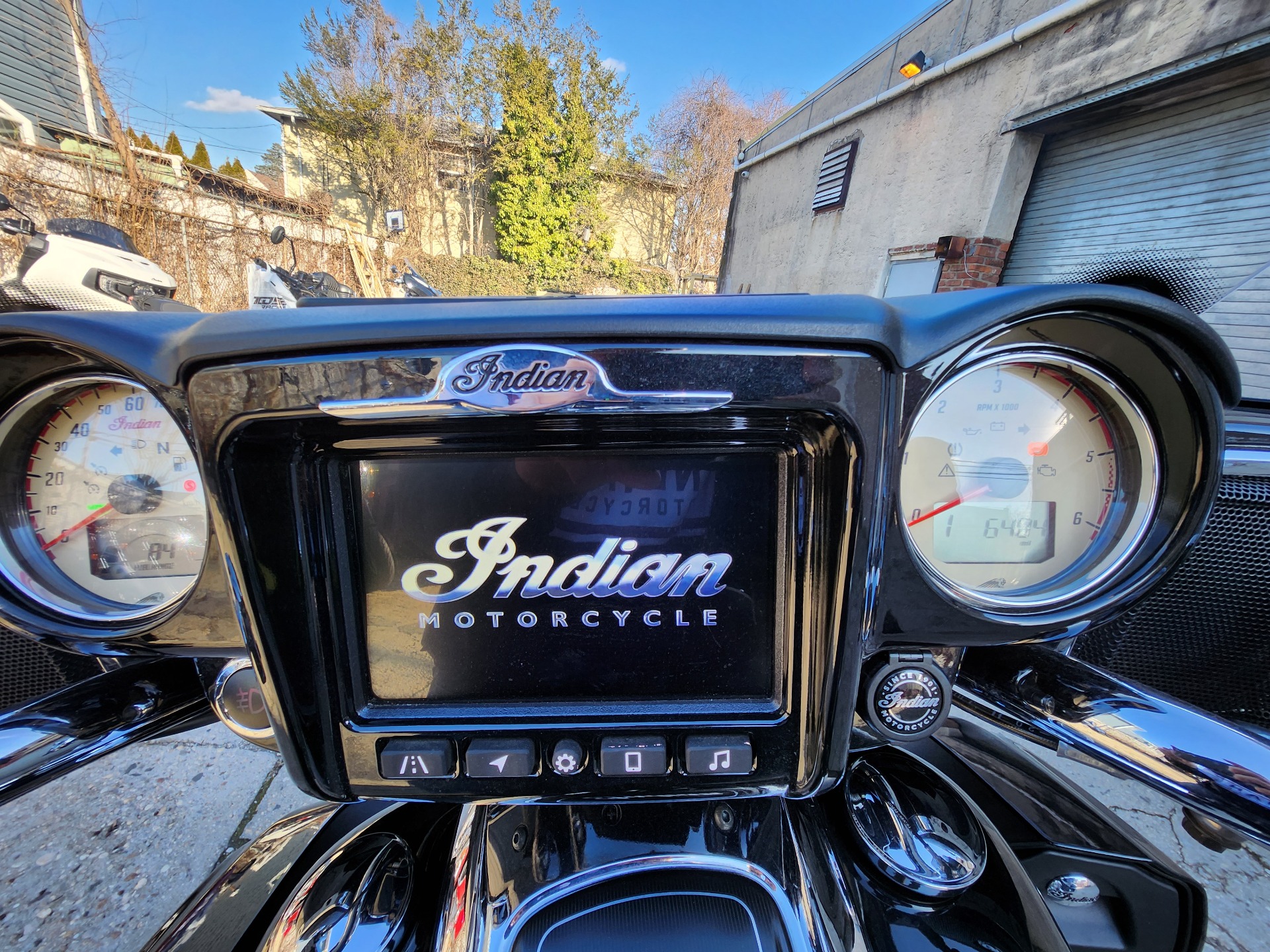 2021 Indian Motorcycle Roadmaster® in Mineola, New York - Photo 5