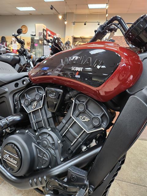 2023 Indian Motorcycle Scout® Rogue ABS Icon in Mineola, New York - Photo 6