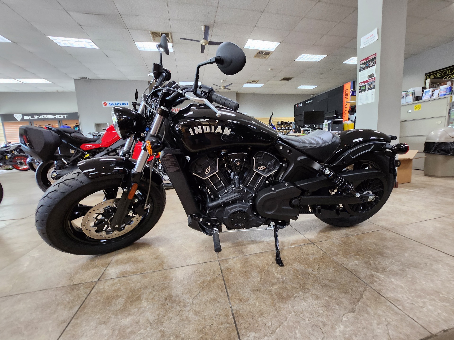 2023 Indian Motorcycle Scout® Bobber Sixty in Mineola, New York - Photo 2