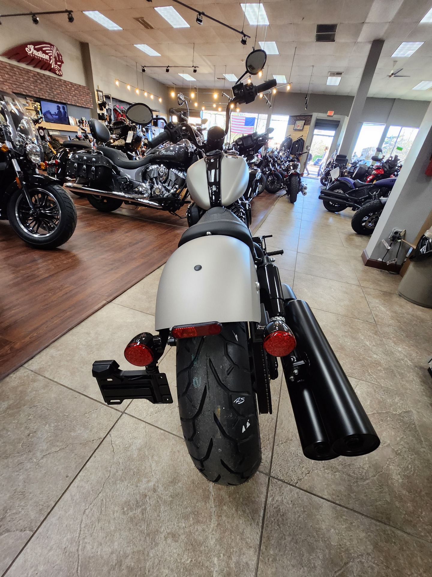 2023 Indian Motorcycle Chief Bobber Dark Horse® in Mineola, New York - Photo 3