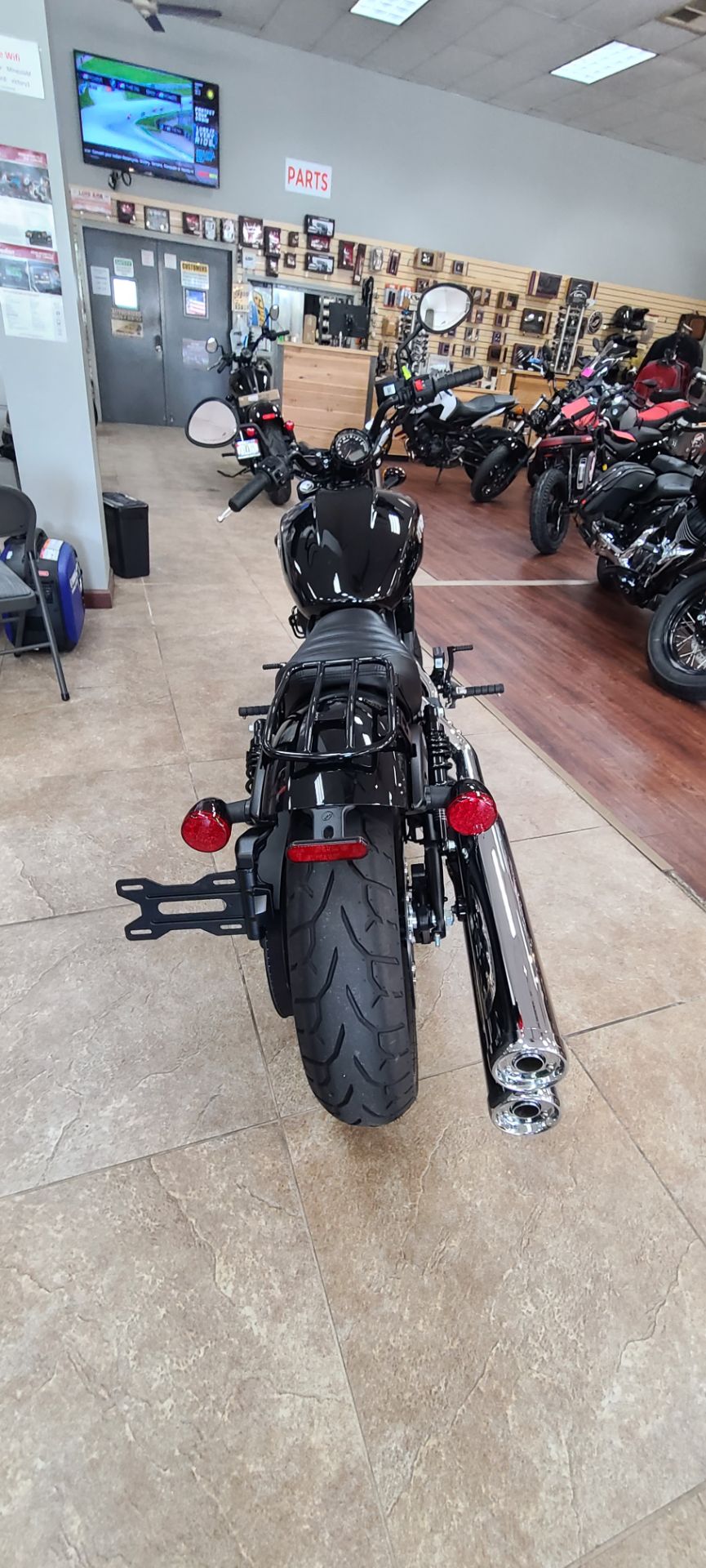 2022 Indian Scout® Bobber Sixty in Mineola, New York - Photo 4