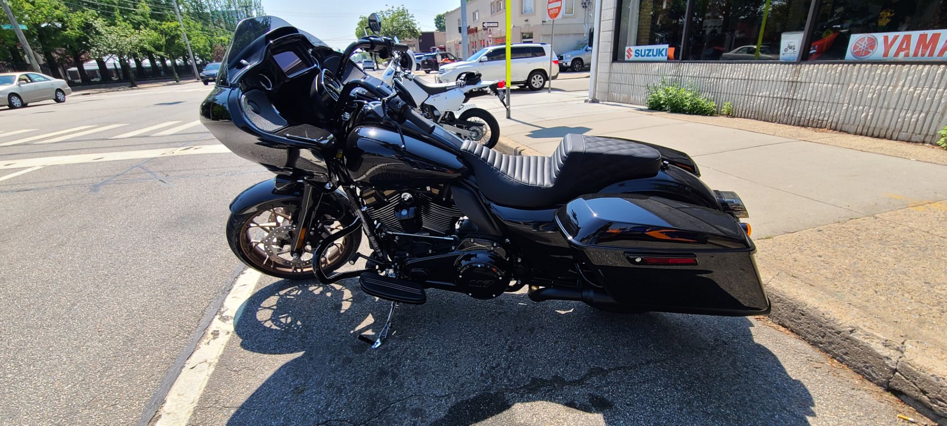2022 Harley-Davidson Road Glide® ST in Mineola, New York - Photo 2