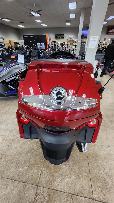 2015 Can-Am Spyder® RT Limited in Mineola, New York - Photo 5