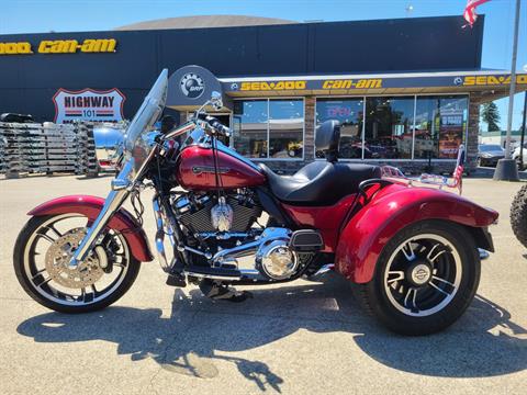 2017 Harley-Davidson Freewheeler in Coos Bay, Oregon - Photo 1