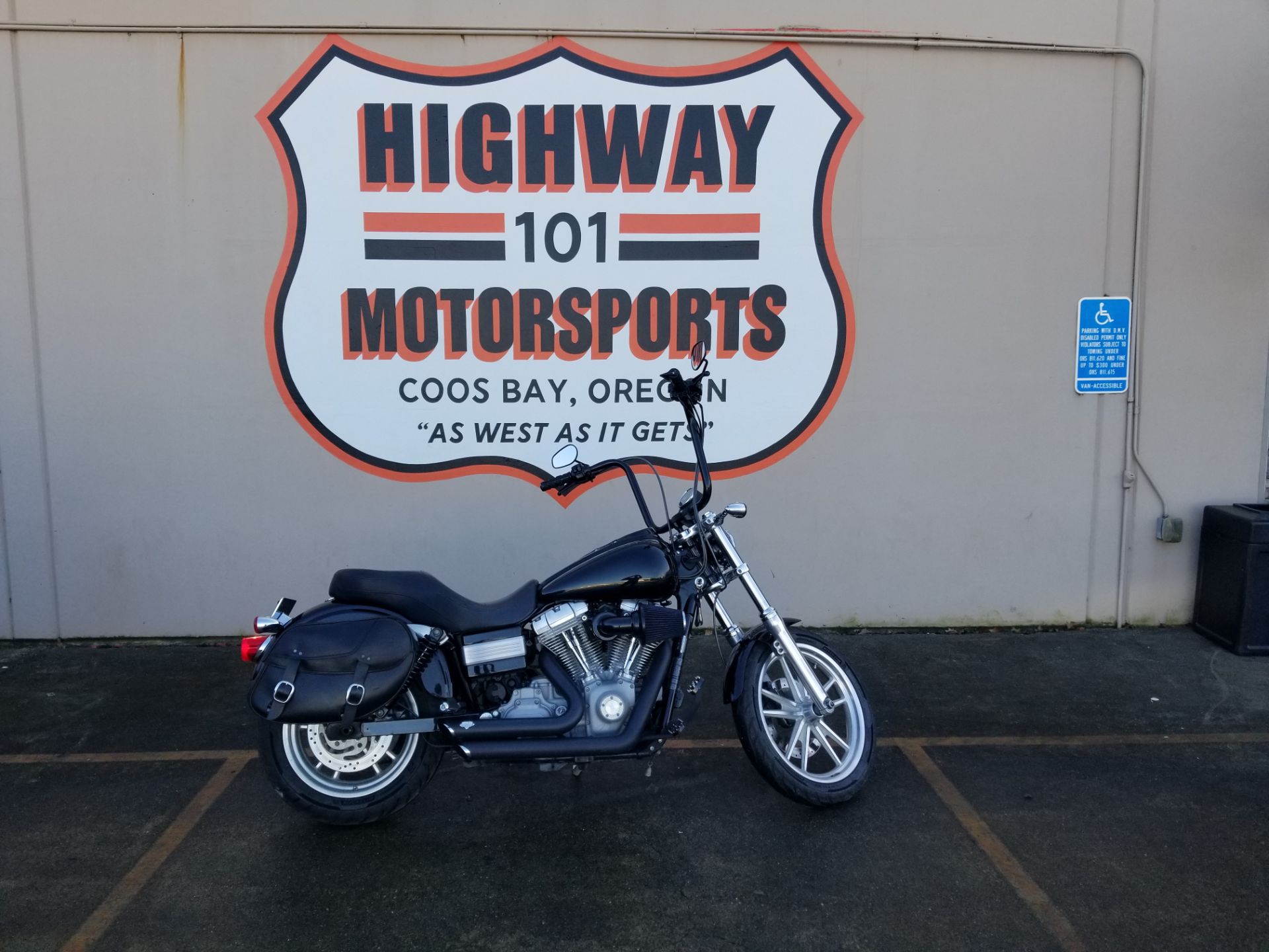 2010 Harley-Davidson Dyna® Super Glide® in Coos Bay, Oregon - Photo 1