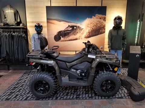 2022 Can-Am Outlander MAX XT 570 in Coos Bay, Oregon - Photo 1