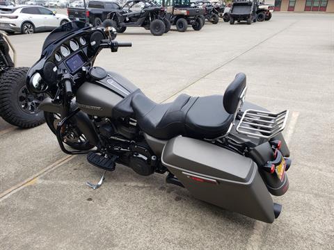 2019 Harley-Davidson Street Glide® Special in Coos Bay, Oregon - Photo 2