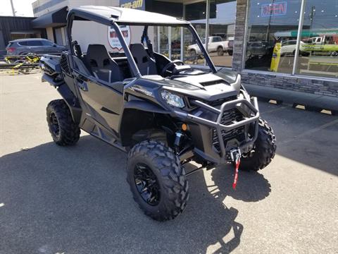 2022 Can-Am Commander XT 700 in Coos Bay, Oregon - Photo 2
