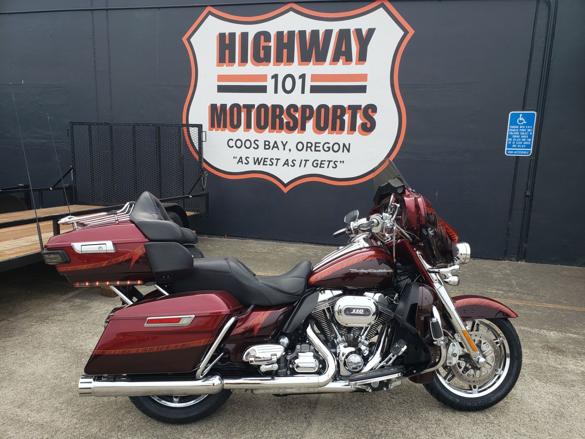 2014 Harley-Davidson CVO™ Limited in Coos Bay, Oregon - Photo 1