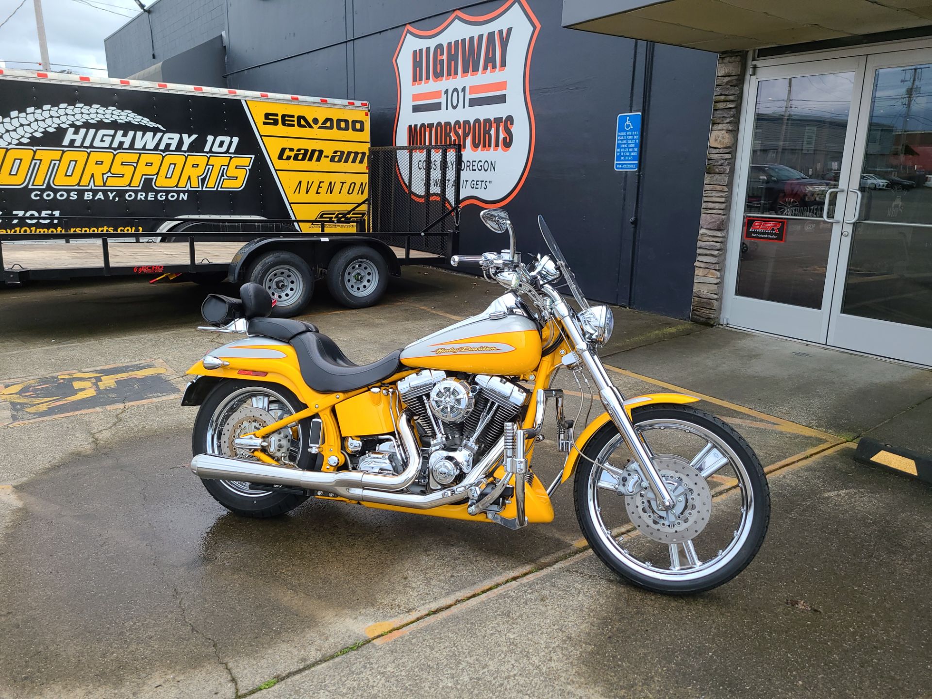 2004 Harley-Davidson FXSTDSE²  Screamin' Eagle® Softail® Deuce™ in Coos Bay, Oregon - Photo 1
