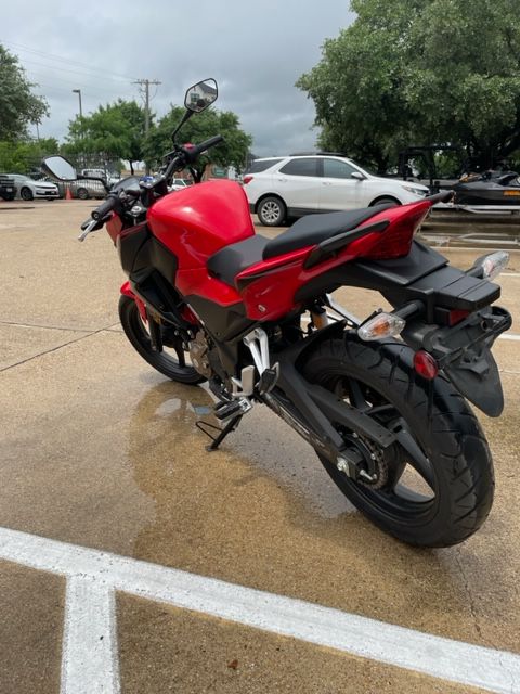 2017 Honda CB300F in College Station, Texas - Photo 3