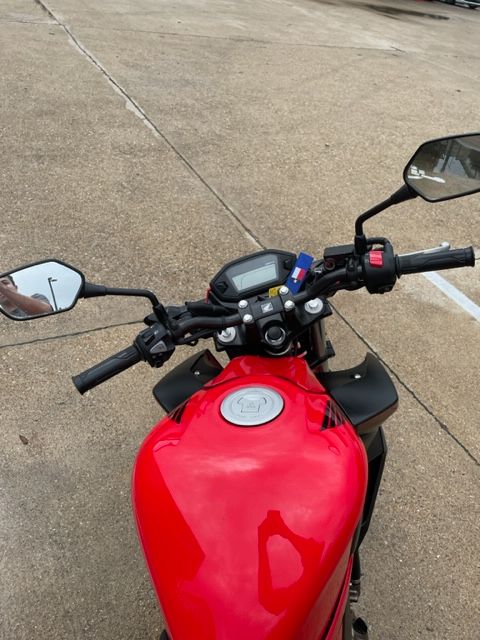 2017 Honda CB300F in College Station, Texas - Photo 5