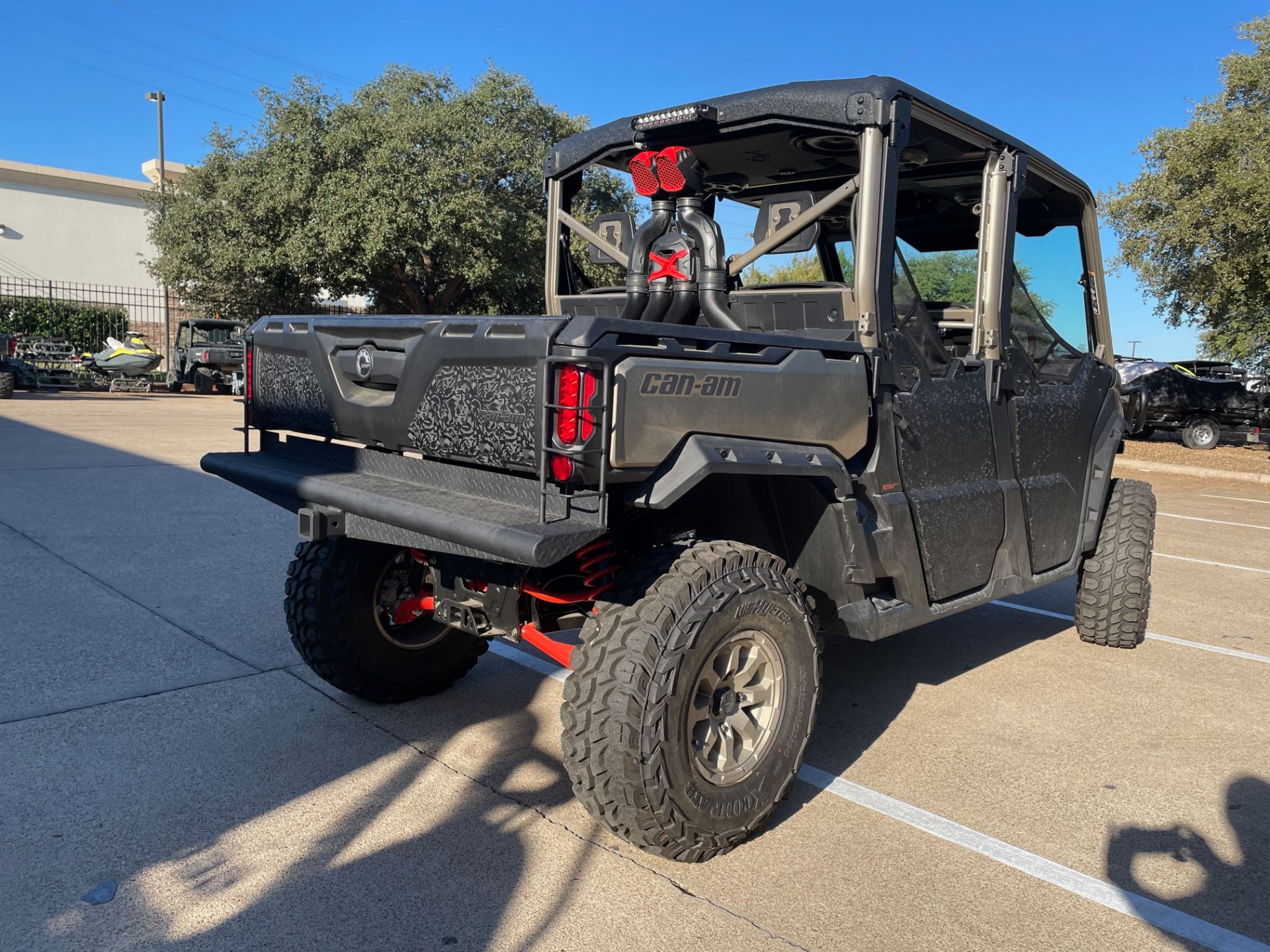 2022 Can-Am Defender MAX X MR HD10 in College Station, Texas - Photo 8