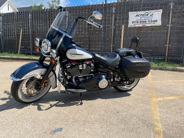 2019 Harley-Davidson Heritage Classic 107 in College Station, Texas - Photo 1