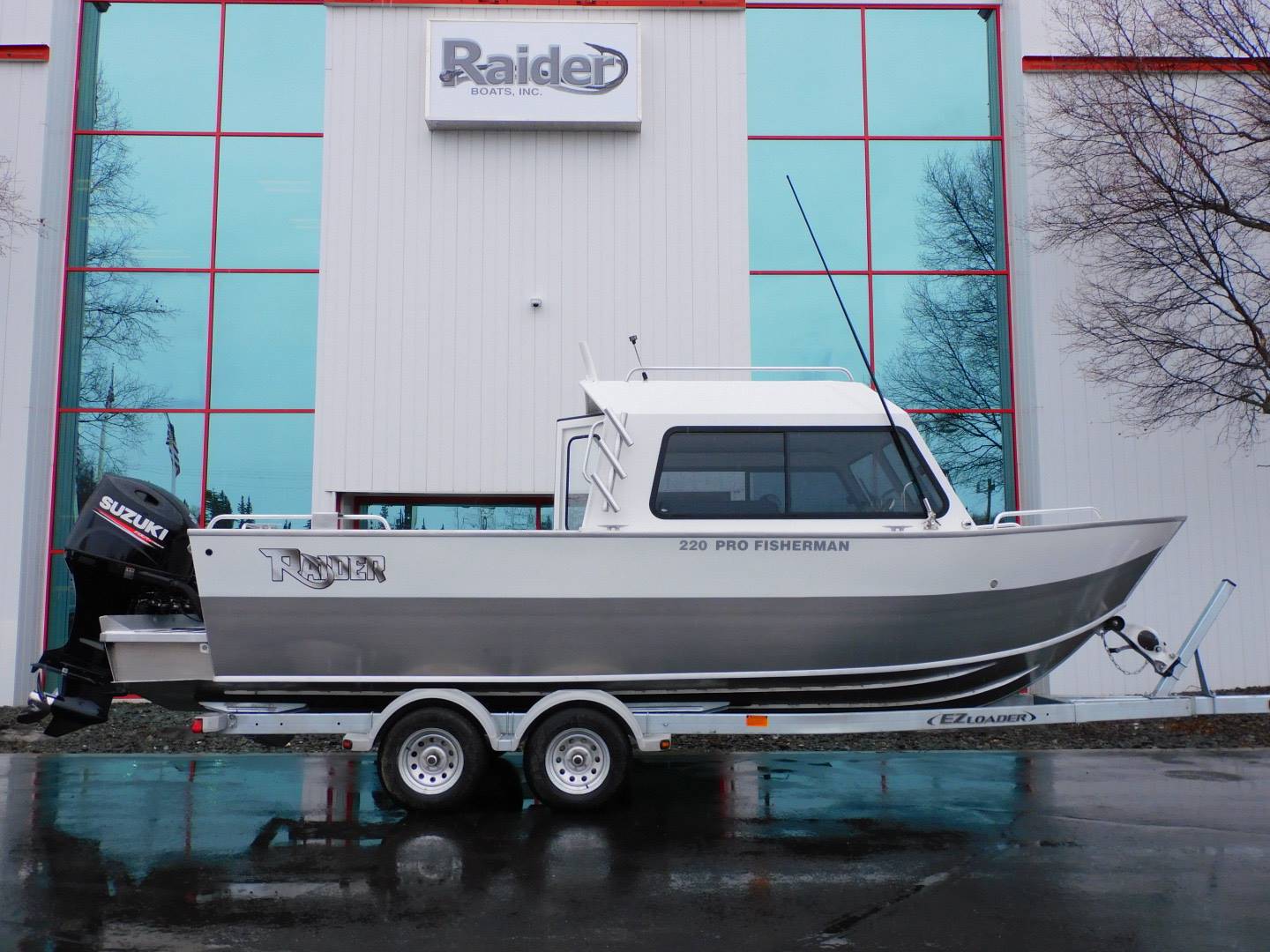 2023 Raider Boats 240 Pro Fish in Soldotna, Alaska - Photo 2