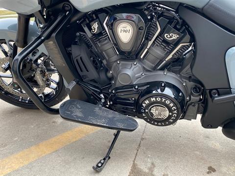 2024 Indian Motorcycle Challenger® Dark Horse® Icon with PowerBand Audio Package in Ottumwa, Iowa - Photo 5