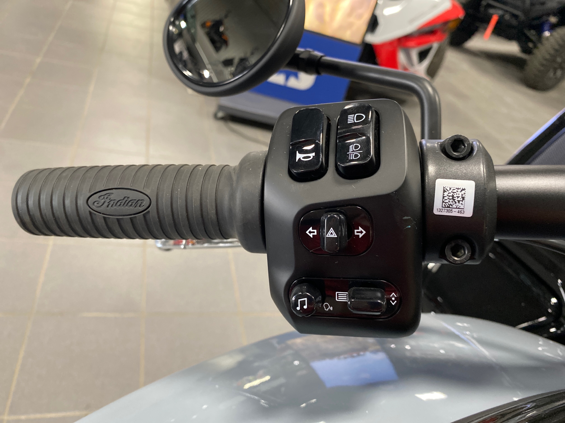 2024 Indian Motorcycle Challenger® Dark Horse® Icon with PowerBand Audio Package in Ottumwa, Iowa - Photo 15