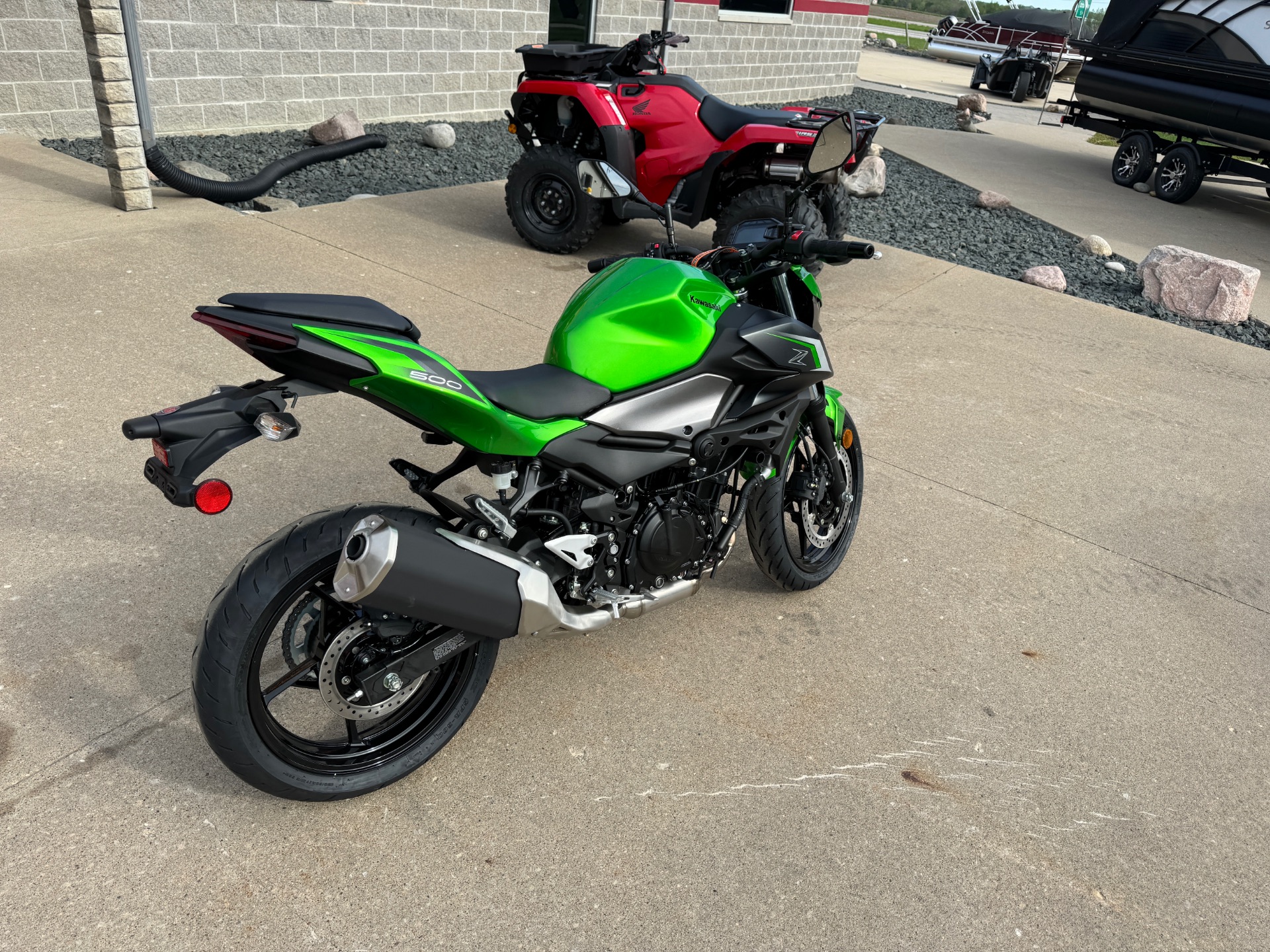 2024 Kawasaki Z500 ABS in Ottumwa, Iowa - Photo 2
