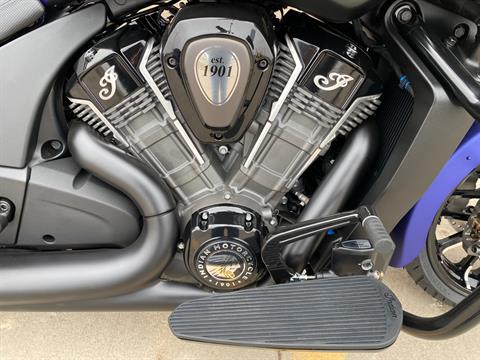 2024 Indian Motorcycle Challenger® Dark Horse® with PowerBand Audio Package in Ottumwa, Iowa - Photo 8