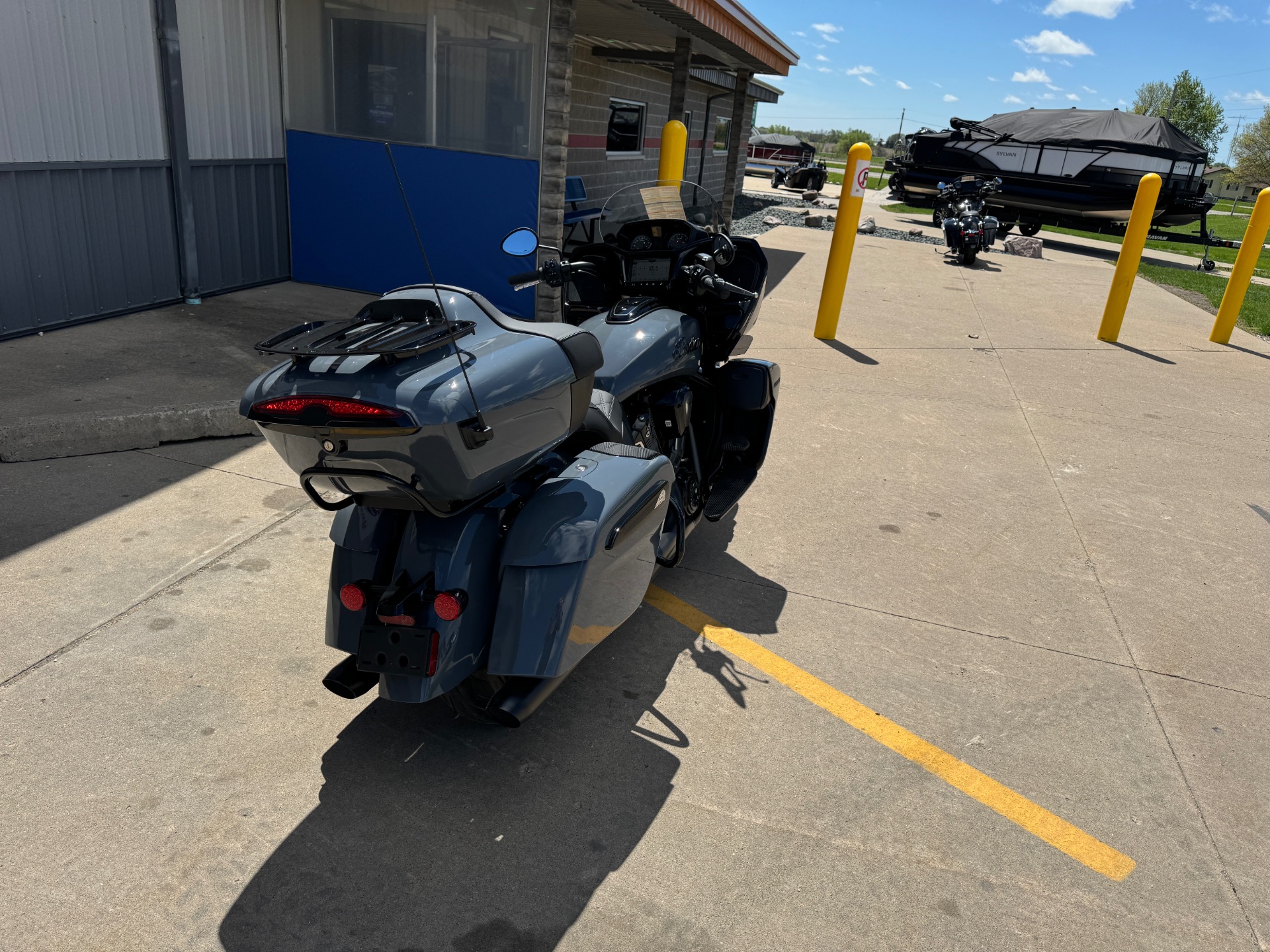 2024 Indian Motorcycle Pursuit® Dark Horse® with PowerBand Audio Package in Ottumwa, Iowa - Photo 3
